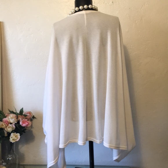 White Sweater Cape - Picture 2 of 5